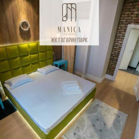 Manica Gagarin Park Apartamento Almatý Exterior foto